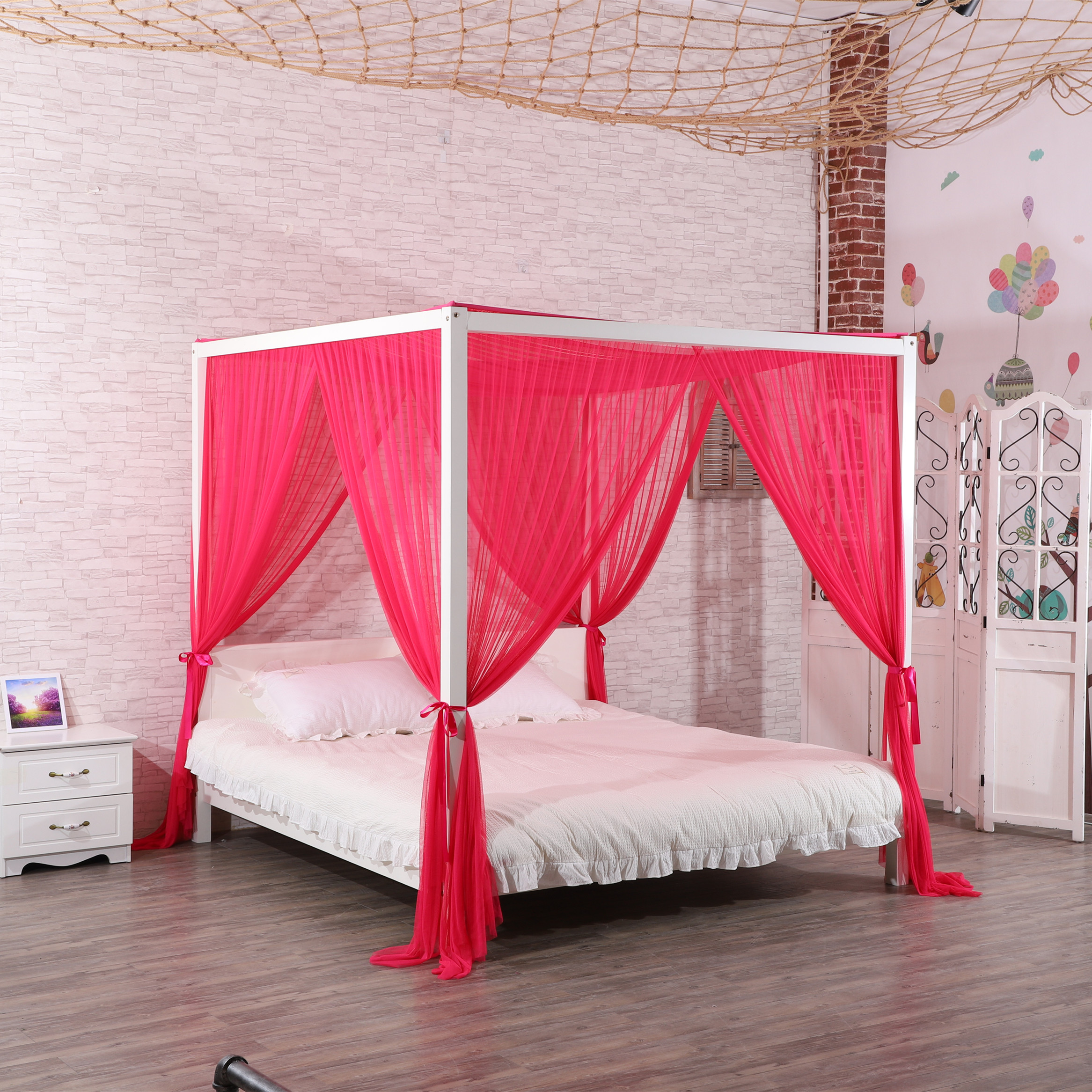 2020 New Style 100% Polyester Hochwertige rechteckige Form Home Decoration Doppelbett Netting King Size Moskitonetz für Bett